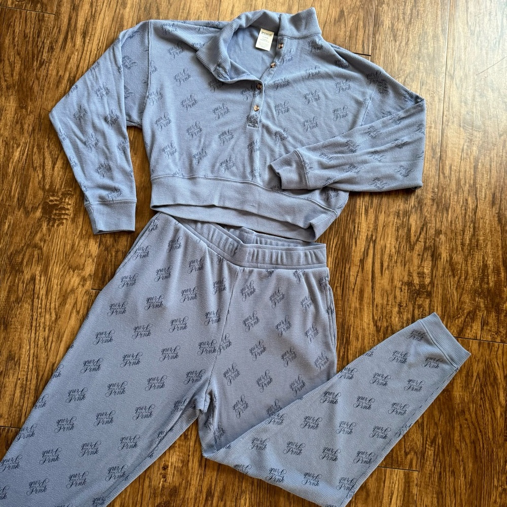 Pajama Set Lounge